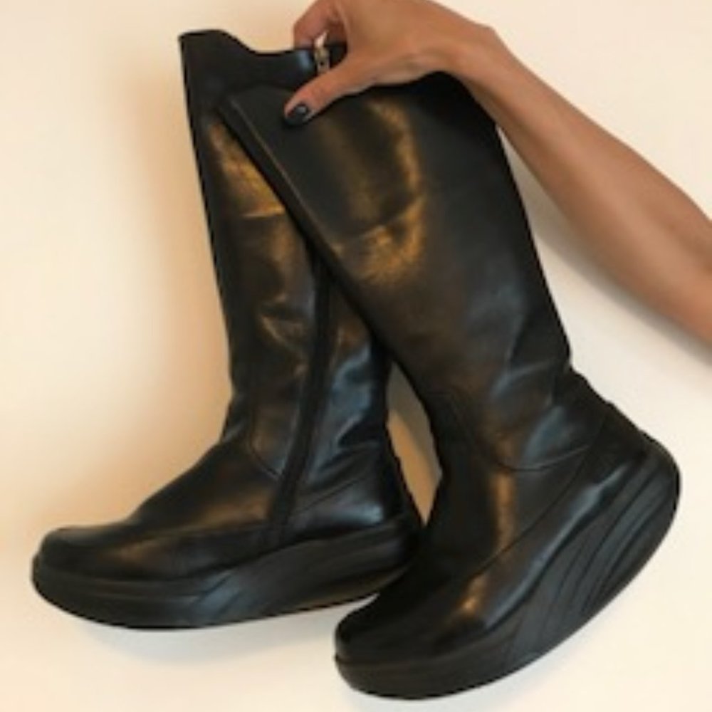 Black Leather Size 8.5 MBT Tall Boots